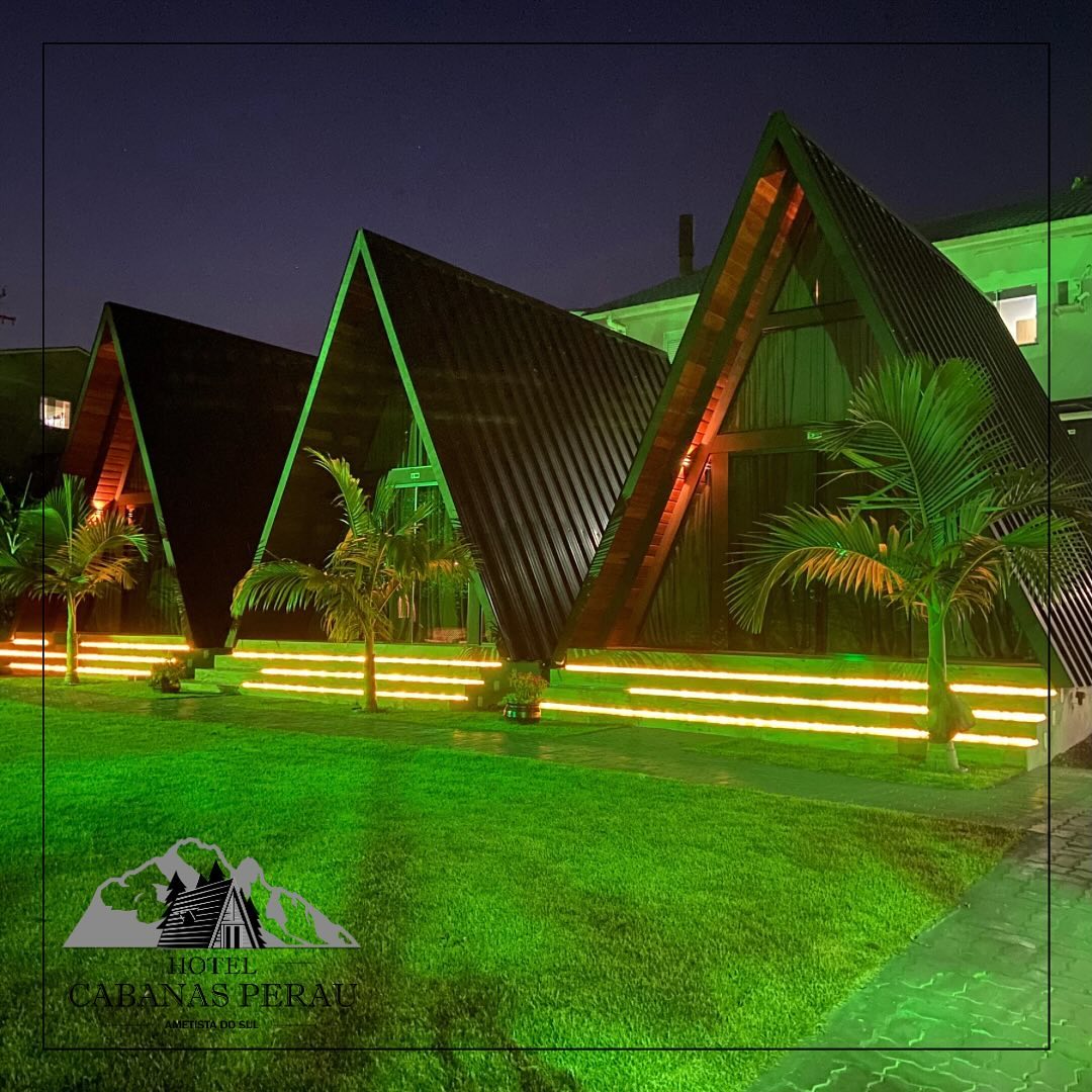 Hotel e Cabanas Perau 